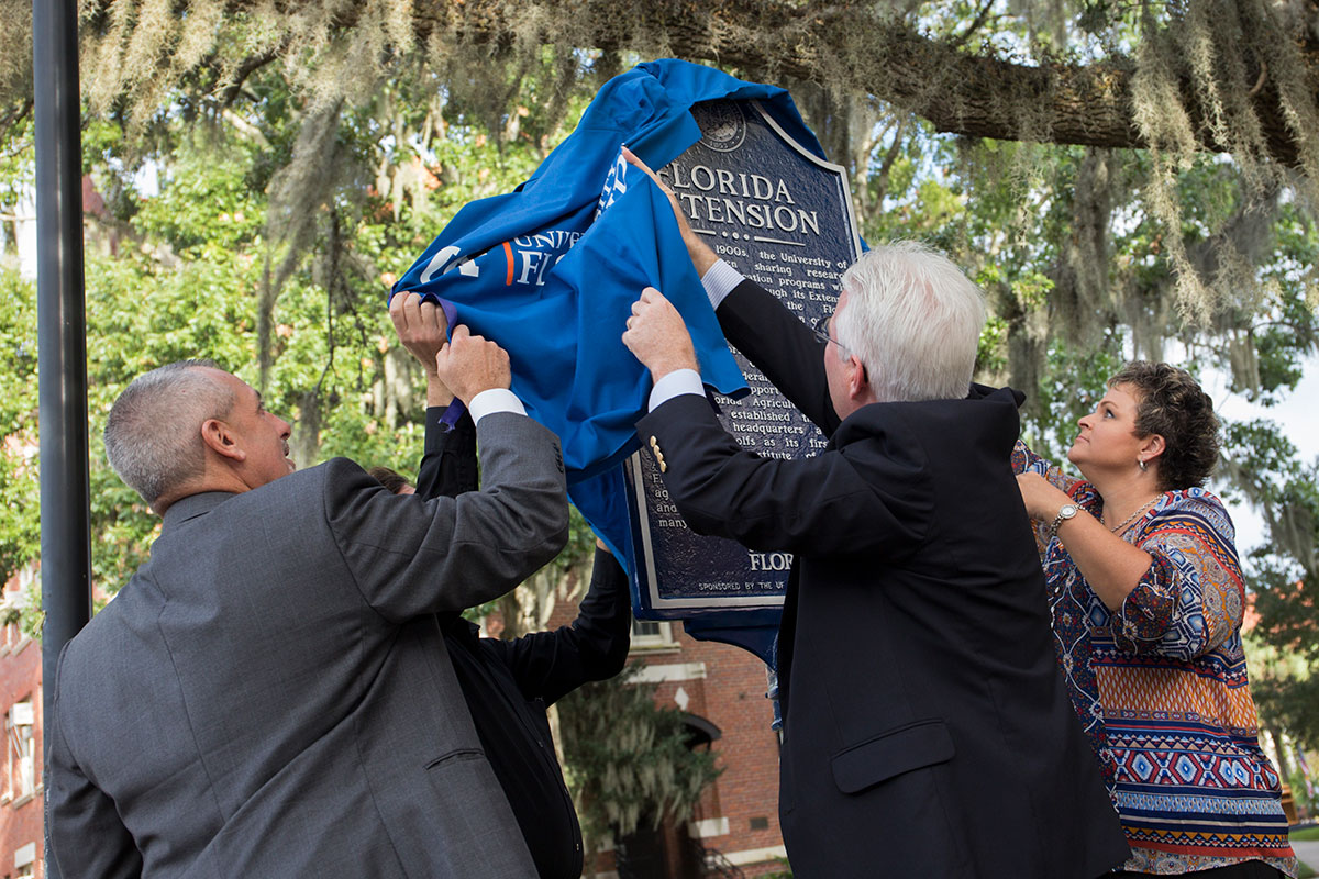 IFAS Extension Historical Marker Ceremony
